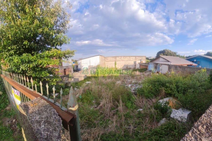 Terreno com 357m², no bairro Cidade Nova em Caxias do Sul para Comprar