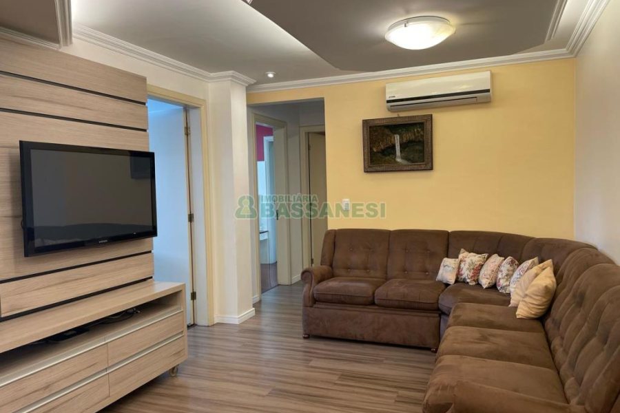 Apartamento com 144m², 3 dormitórios, 2 vagas, no bairro São Pelegrino em Caxias do Sul para Comprar