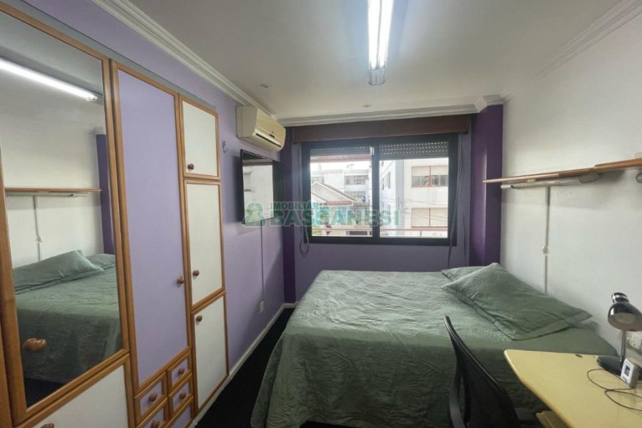 Apartamento com 144m², 3 dormitórios, 2 vagas, no bairro São Pelegrino em Caxias do Sul para Comprar