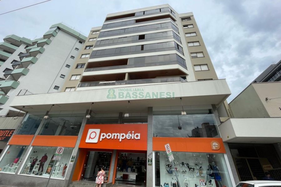 Apartamento com 157m², 3 dormitórios, 1 vaga, no bairro São Pelegrino em Caxias do Sul para Comprar
