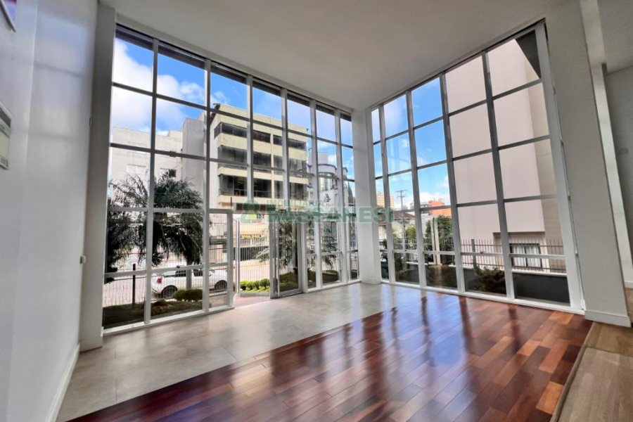 Loja com 505m², no bairro Pio X em Caxias do Sul para Alugar