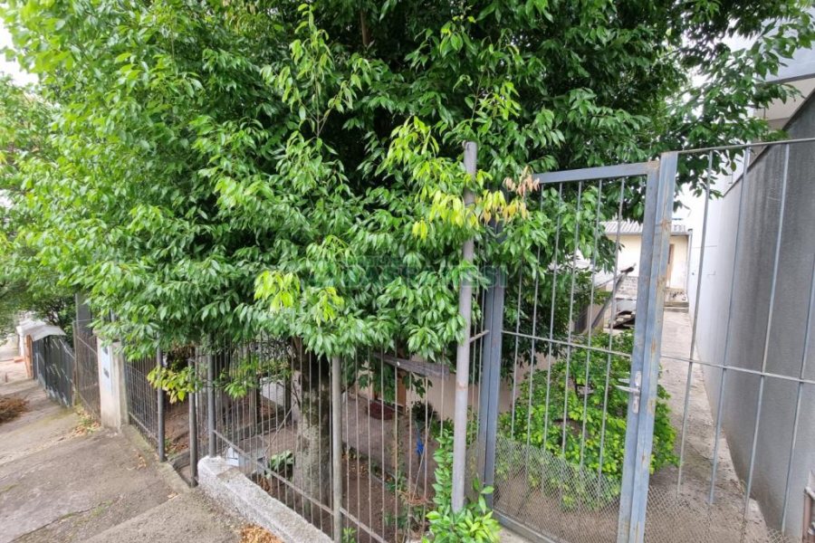 Casa com 164m², 3 dormitórios, no bairro Panazzolo em Caxias do Sul para Comprar