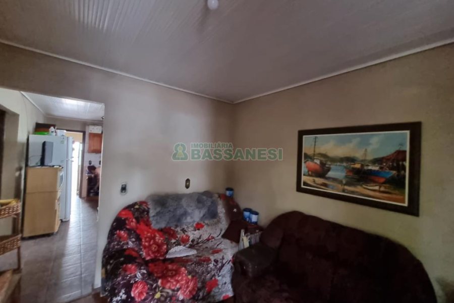 Casa com 164m², 3 dormitórios, no bairro Panazzolo em Caxias do Sul para Comprar