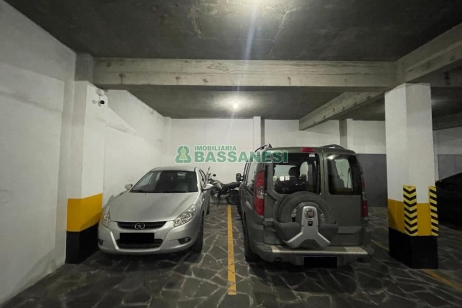 Apartamento com 103m², 3 dormitórios, 2 vagas, no bairro Rio Branco em Caxias do Sul para Comprar