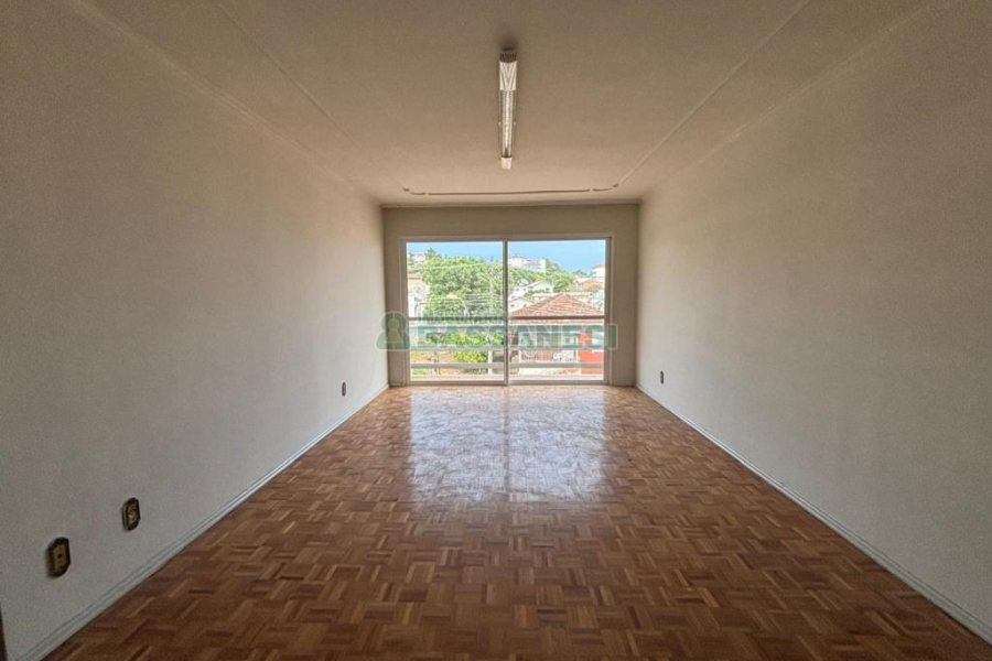 Loja com 630m², no bairro Floresta em Caxias do Sul para Alugar