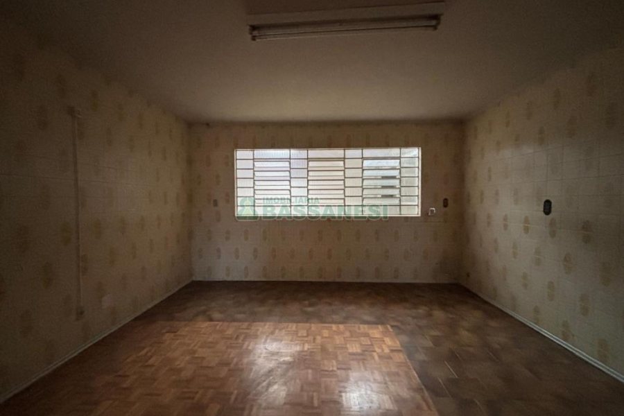 Loja com 630m², no bairro Floresta em Caxias do Sul para Alugar
