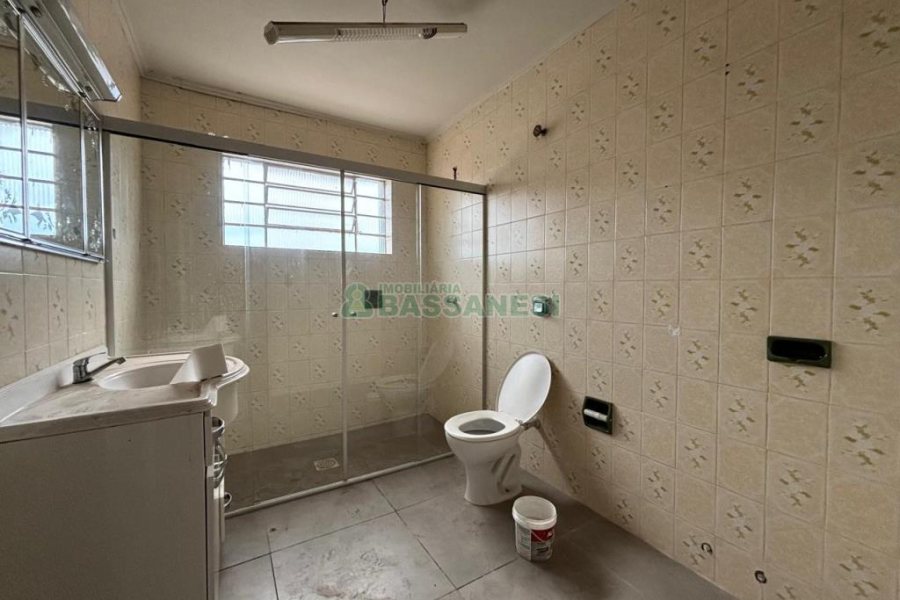 Loja com 630m², no bairro Floresta em Caxias do Sul para Alugar