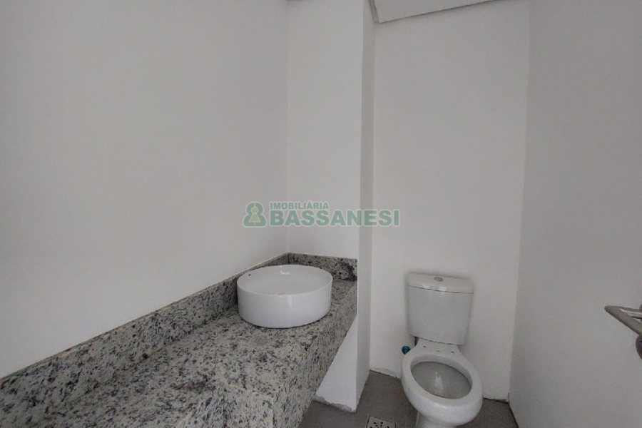 Sala com 36m², 1 vaga, no bairro Exposição em Caxias do Sul para Alugar