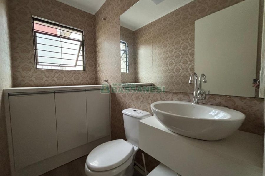 Loja com 70m², no bairro Centro em Caxias do Sul para Alugar