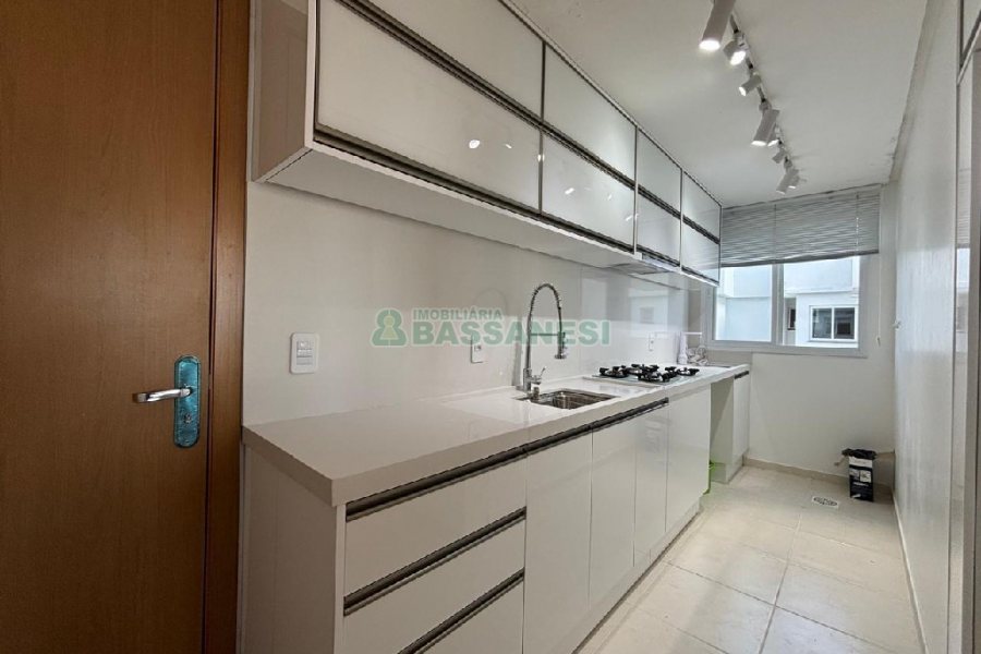 Apartamento com 58m², 2 dormitórios, 1 vaga, no bairro Vila Verde em Caxias do Sul para Alugar
