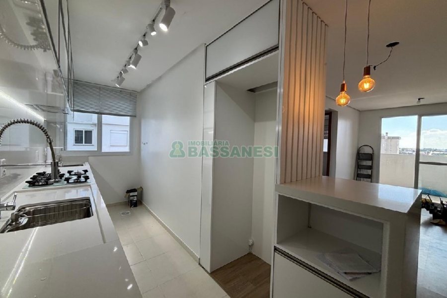 Apartamento com 58m², 2 dormitórios, 1 vaga, no bairro Vila Verde em Caxias do Sul para Alugar