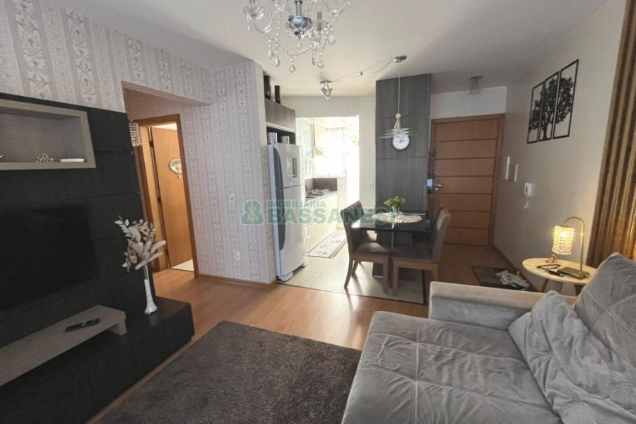 Apto Mobiliado com 63m², 2 dormitórios, 1 vaga, no bairro Petrópolis em Caxias do Sul para Alugar