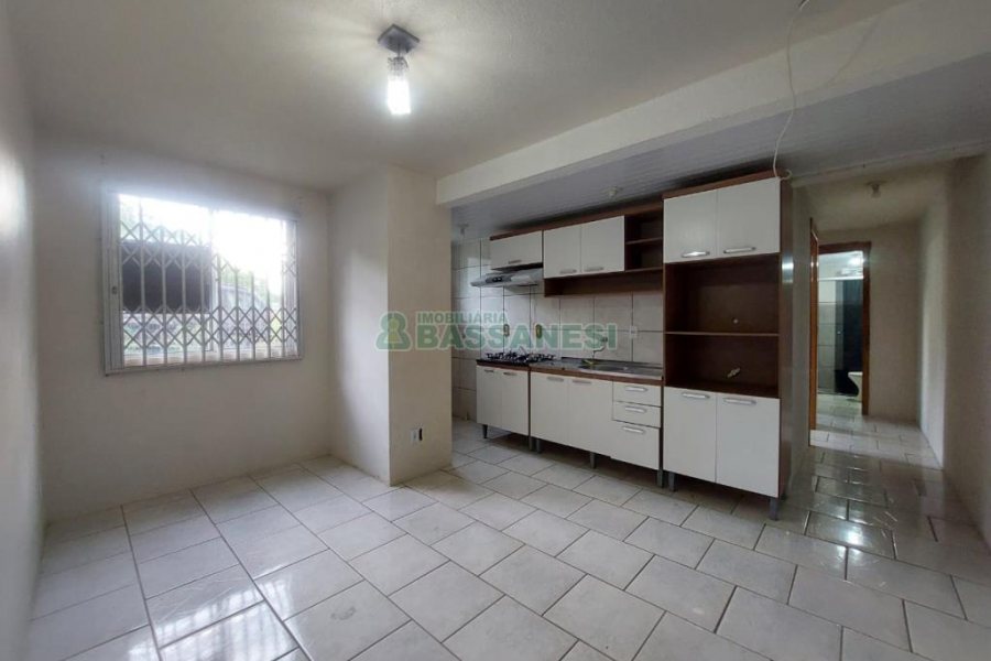 Apartamento com 47m², 2 dormitórios, 1 vaga, no bairro Esplanada em Caxias do Sul para Alugar