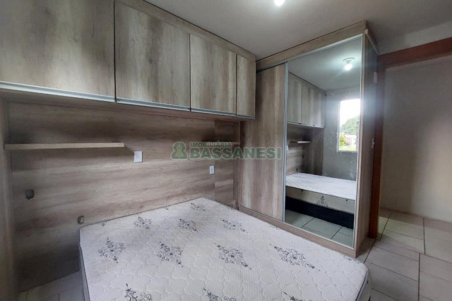 Apartamento com 47m², 2 dormitórios, 1 vaga, no bairro Esplanada em Caxias do Sul para Alugar