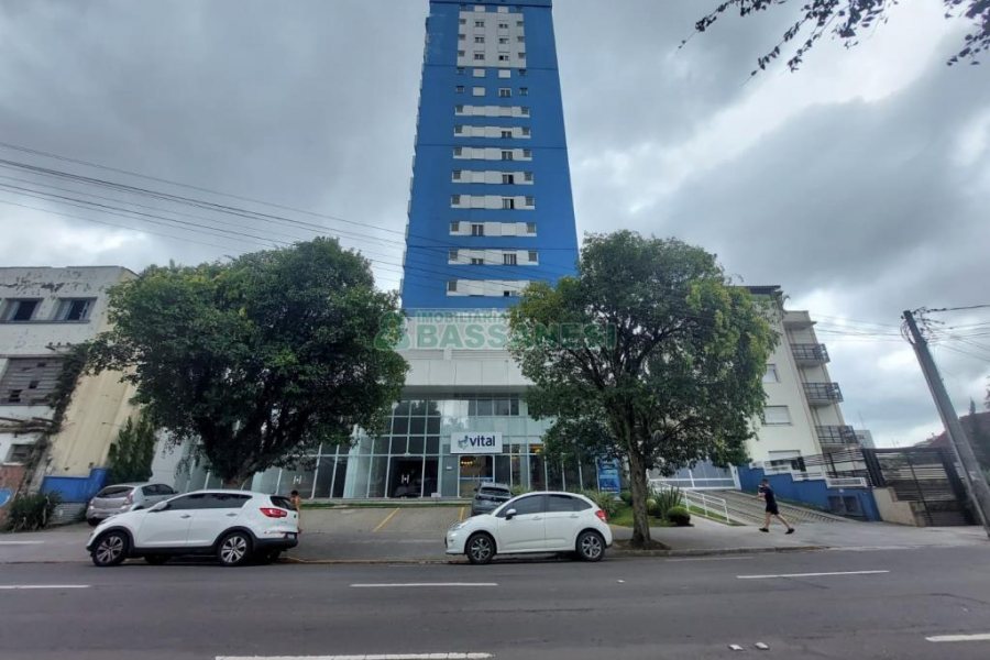Apto Mobiliado com 60m², 2 dormitórios, 1 vaga, no bairro São Pelegrino em Caxias do Sul para Alugar