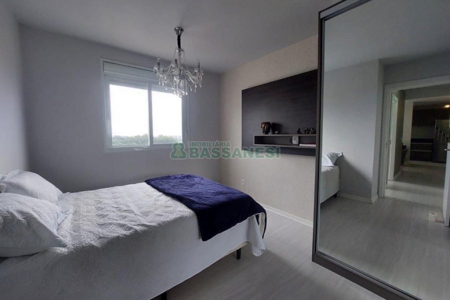 Apto Mobiliado com 60m², 2 dormitórios, 1 vaga, no bairro São Pelegrino em Caxias do Sul para Alugar