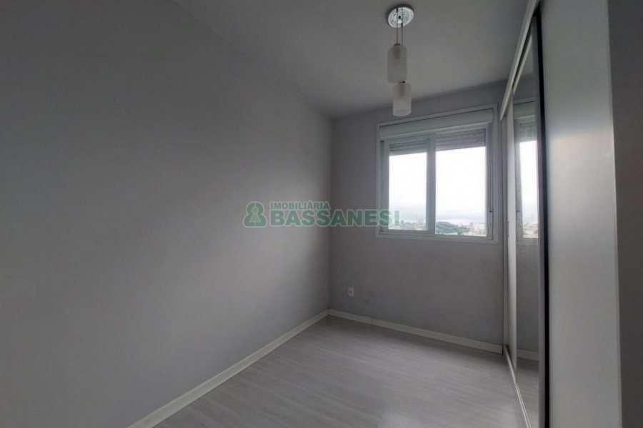 Apto Mobiliado com 60m², 2 dormitórios, 1 vaga, no bairro São Pelegrino em Caxias do Sul para Alugar