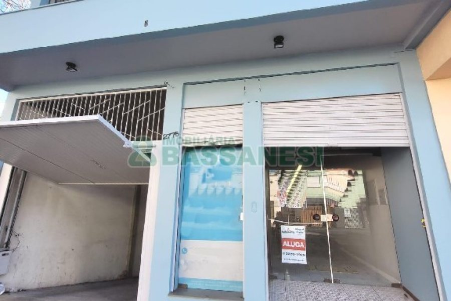 Predio com 370m², no bairro São Pelegrino em Caxias do Sul para Alugar