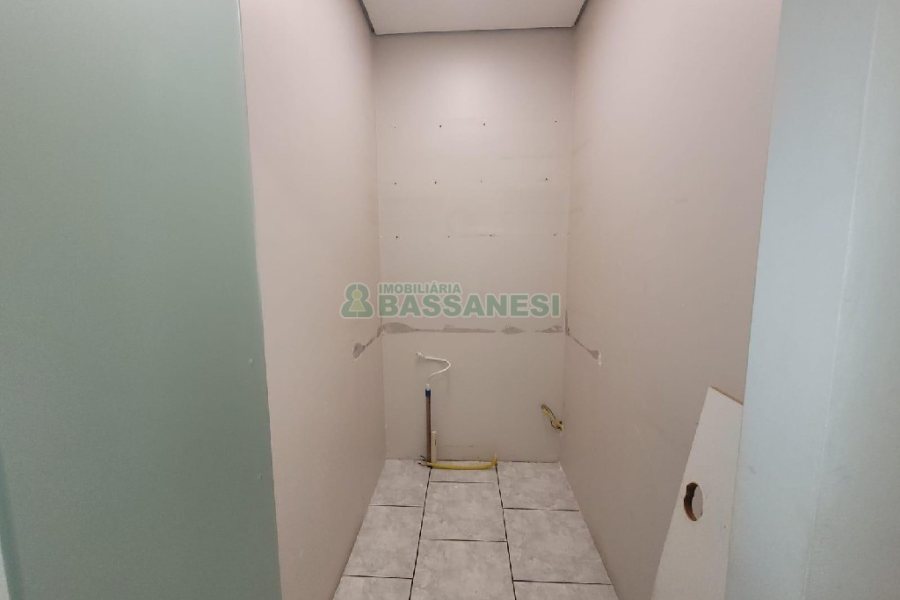 Predio com 370m², no bairro São Pelegrino em Caxias do Sul para Alugar