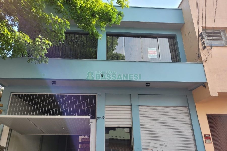 Predio com 370m², no bairro São Pelegrino em Caxias do Sul para Alugar