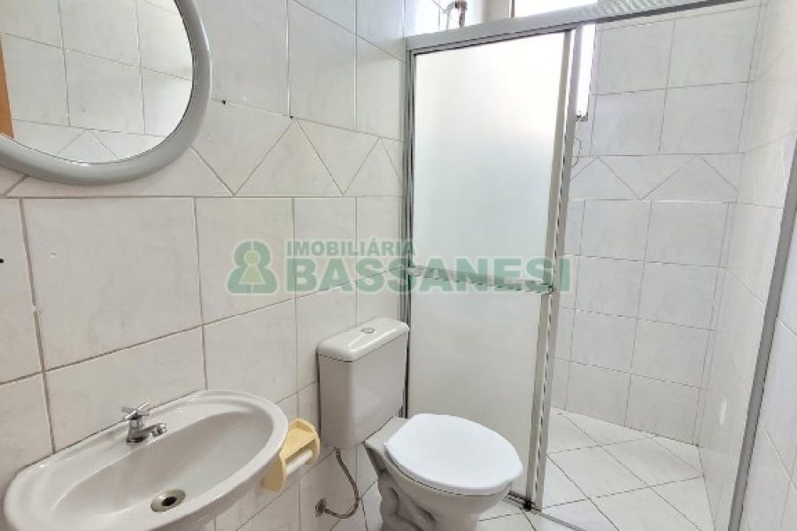 Predio com 370m², no bairro São Pelegrino em Caxias do Sul para Alugar