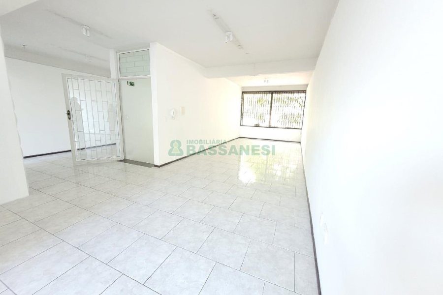 Predio com 370m², no bairro São Pelegrino em Caxias do Sul para Alugar