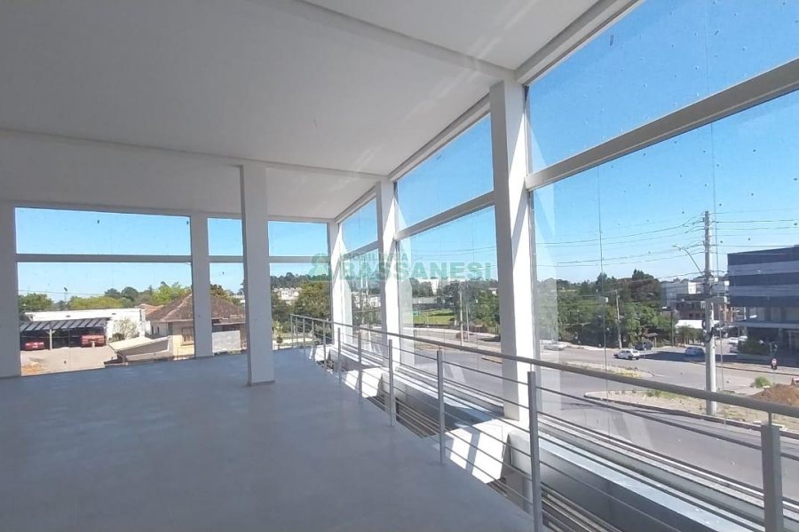 Loja com 322m², 5 vagas, no bairro Desvio Rizzo em Caxias do Sul para Alugar
