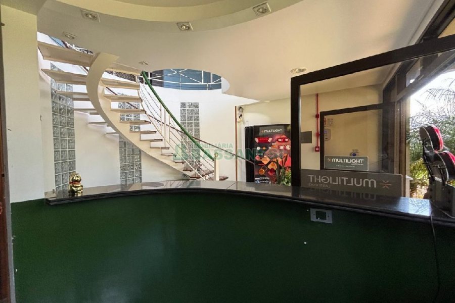 Pavilhão com 1467m², no bairro Distrito Industrial em Caxias do Sul para Alugar