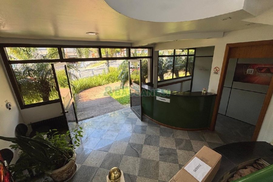 Pavilhão com 3078m², no bairro Distrito Industrial em Caxias do Sul para Alugar