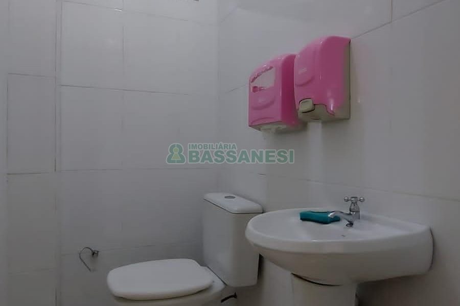 Sala com 66m², no bairro Centro em Caxias do Sul para Comprar