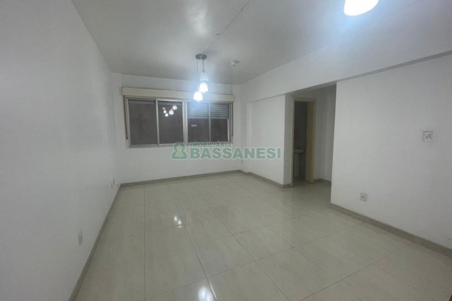 Sala com 50m², no bairro Centro em Caxias do Sul para Comprar