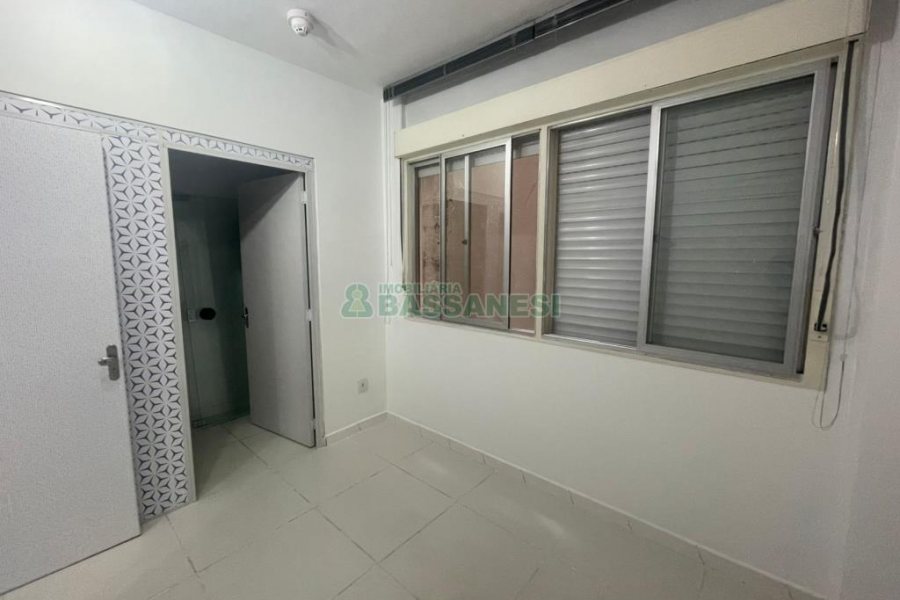 Sala com 50m², no bairro Centro em Caxias do Sul para Comprar