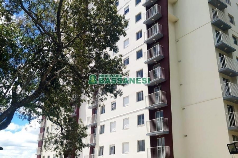 Apto Mobiliado com 30m², 1 dormitório, 1 vaga, no bairro Petrópolis em Caxias do Sul para Alugar