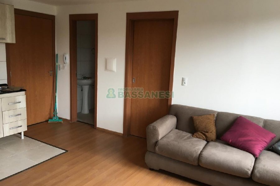 Apto Mobiliado com 30m², 1 dormitório, 1 vaga, no bairro Petrópolis em Caxias do Sul para Alugar