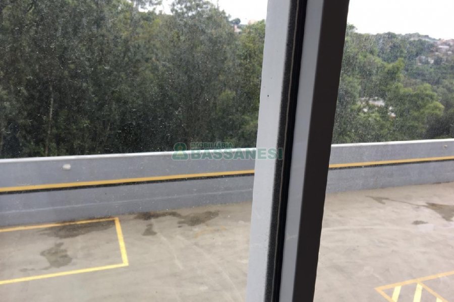 Apto Mobiliado com 30m², 1 dormitório, 1 vaga, no bairro Petrópolis em Caxias do Sul para Alugar