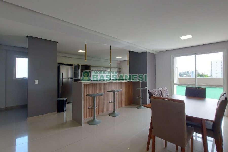 Apartamento com 55m², 2 dormitórios, 1 vaga, no bairro Panazzolo em Caxias do Sul para Comprar