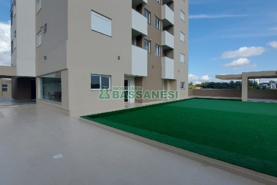 Apartamento com 55m², 2 dormitórios, 1 vaga, no bairro Panazzolo em Caxias do Sul para Comprar