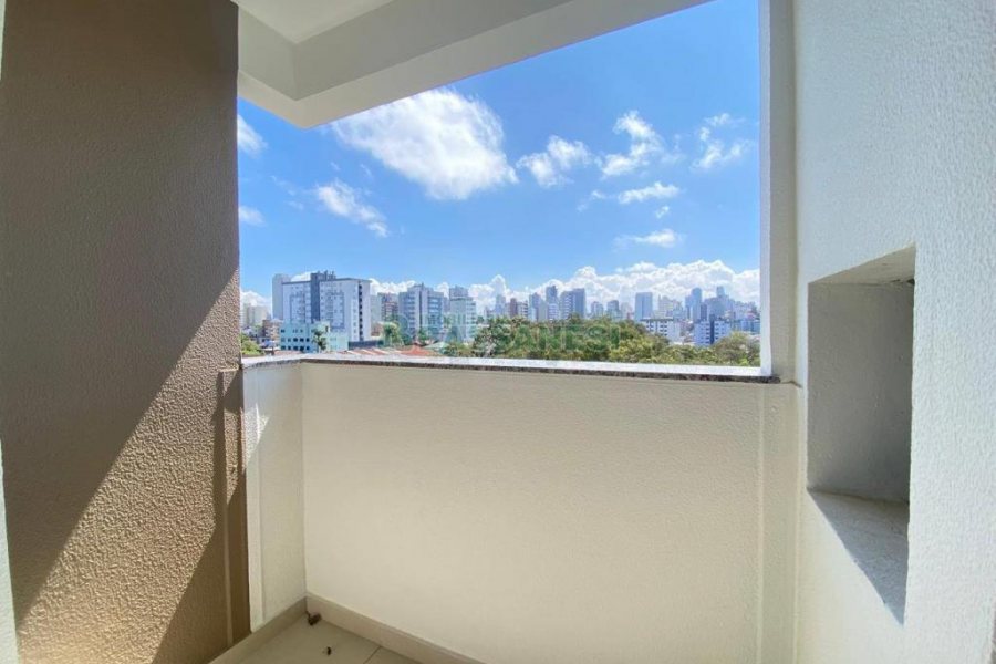 Apartamento com 55m², 2 dormitórios, 1 vaga, no bairro Panazzolo em Caxias do Sul para Comprar