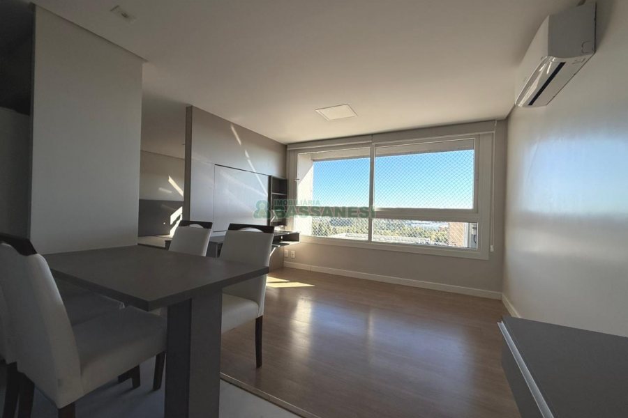 Apto Mobiliado com 40m², 1 dormitório, 1 vaga, no bairro Sanvitto em Caxias do Sul para Alugar