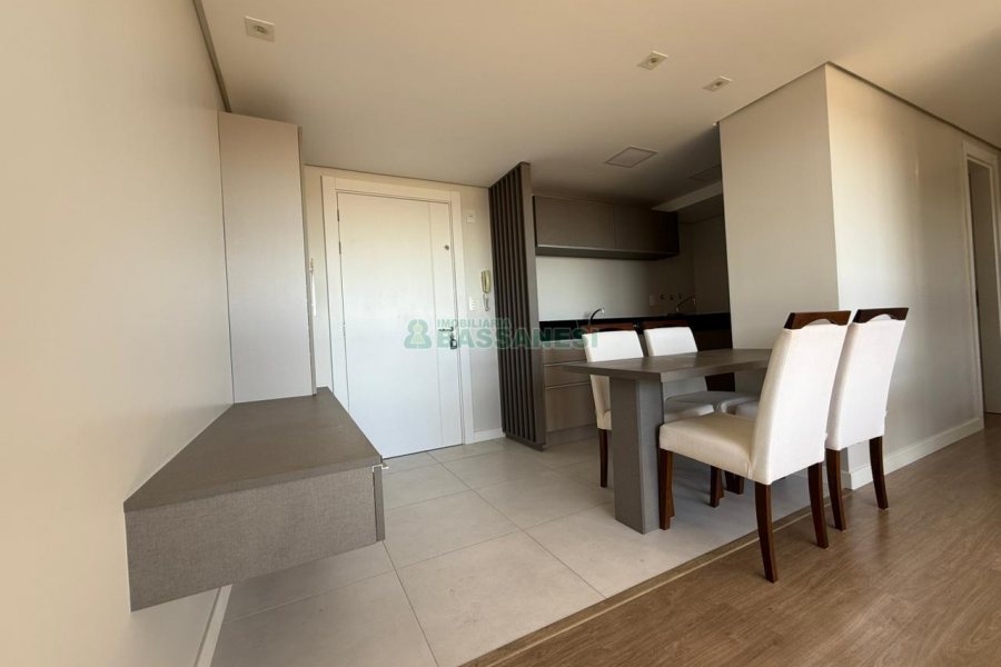 Apto Mobiliado com 40m², 1 dormitório, 1 vaga, no bairro Sanvitto em Caxias do Sul para Alugar