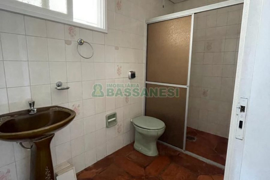 Apto/Cobertura com 210m², 3 dormitórios, 1 vaga, no bairro Santa Catarina em Caxias do Sul para Comprar