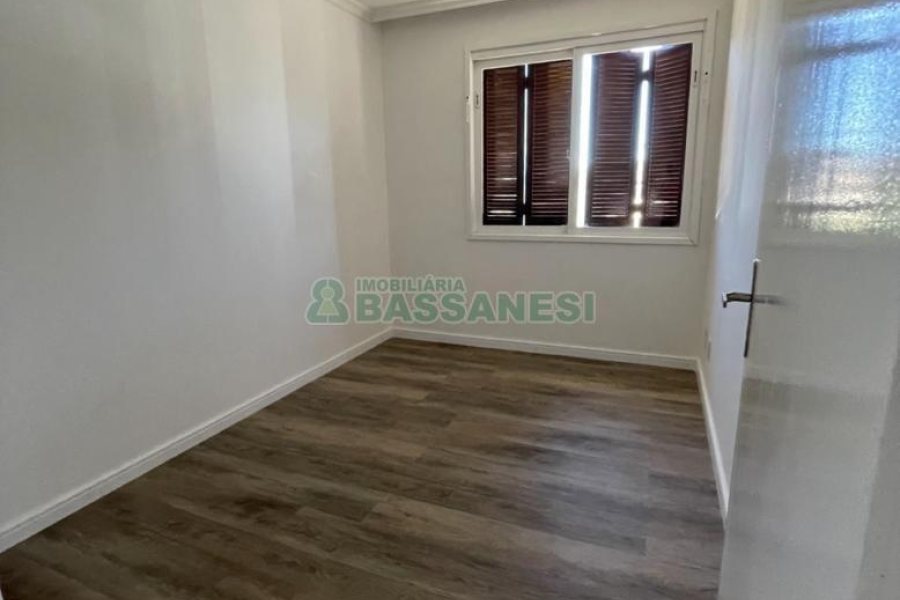 Apto/Cobertura com 210m², 3 dormitórios, 1 vaga, no bairro Santa Catarina em Caxias do Sul para Comprar