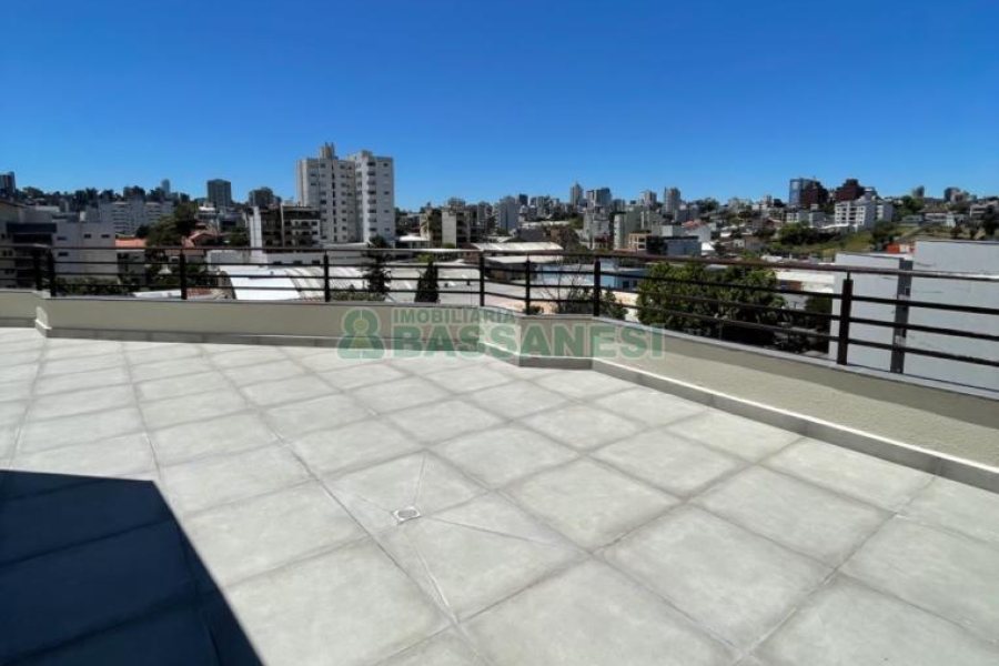 Apto/Cobertura com 210m², 3 dormitórios, 1 vaga, no bairro Santa Catarina em Caxias do Sul para Comprar