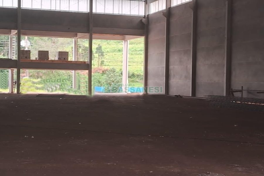 Pavilhão com 4300m², no bairro Jardim das Hortências em Caxias do Sul para Alugar