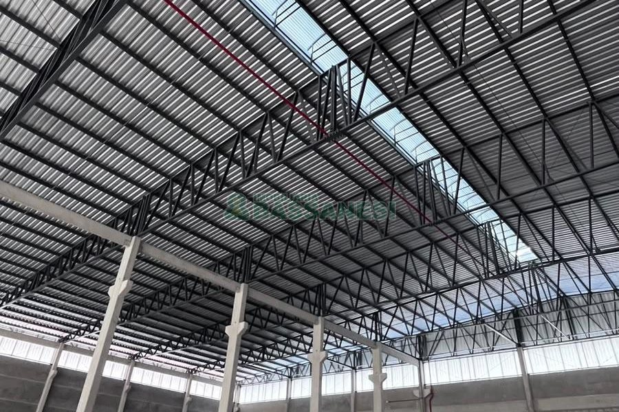 Pavilhão com 4300m², no bairro Jardim das Hortências em Caxias do Sul para Alugar