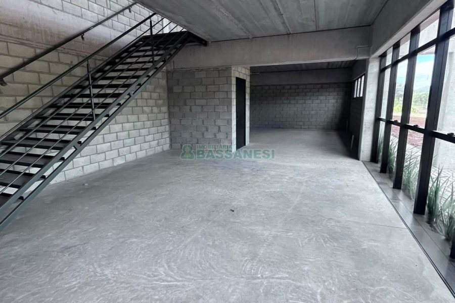 Pavilhão com 4300m², no bairro Jardim das Hortências em Caxias do Sul para Alugar