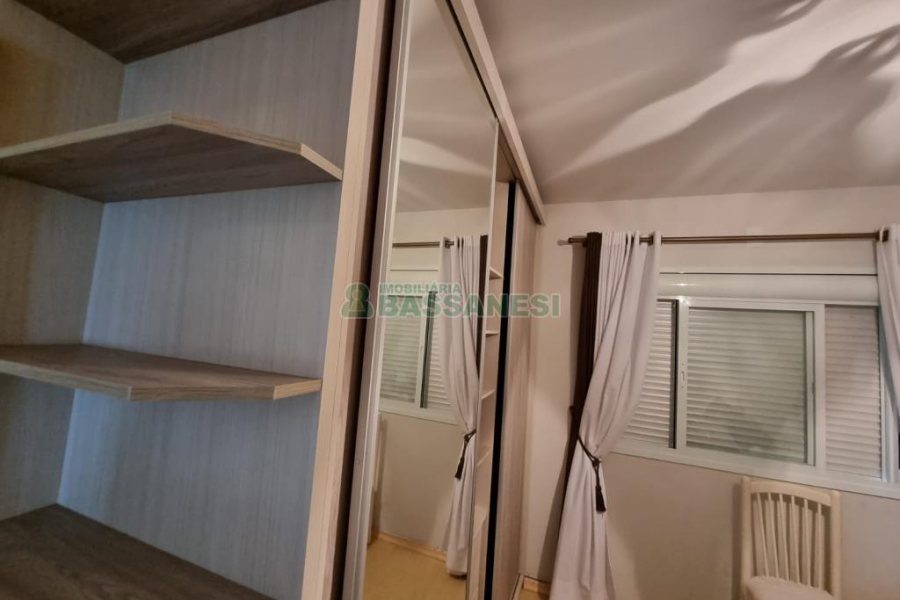 Apartamento com 73m², 2 dormitórios, 1 vaga, no bairro Rio Branco em Caxias do Sul para Comprar