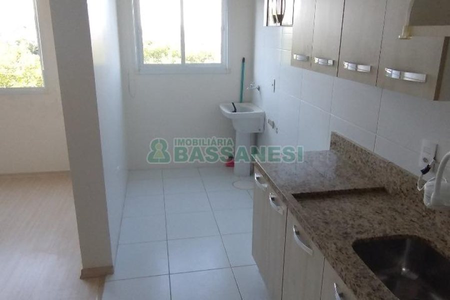 Apartamento com 54m², 2 dormitórios, 1 vaga, no bairro Salgado Filho em Caxias do Sul para Comprar