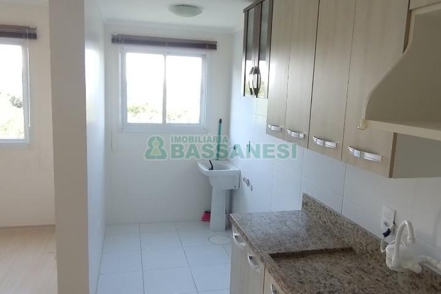 Apartamento com 54m², 2 dormitórios, 1 vaga, no bairro Salgado Filho em Caxias do Sul para Comprar