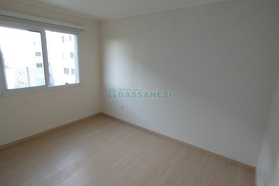 Apartamento com 54m², 2 dormitórios, 1 vaga, no bairro Salgado Filho em Caxias do Sul para Comprar